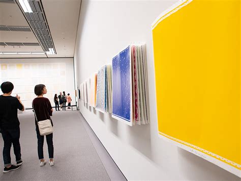 名古屋市美術館 シャガール展 空飛ぶ魚と踊る時計の幻想世界